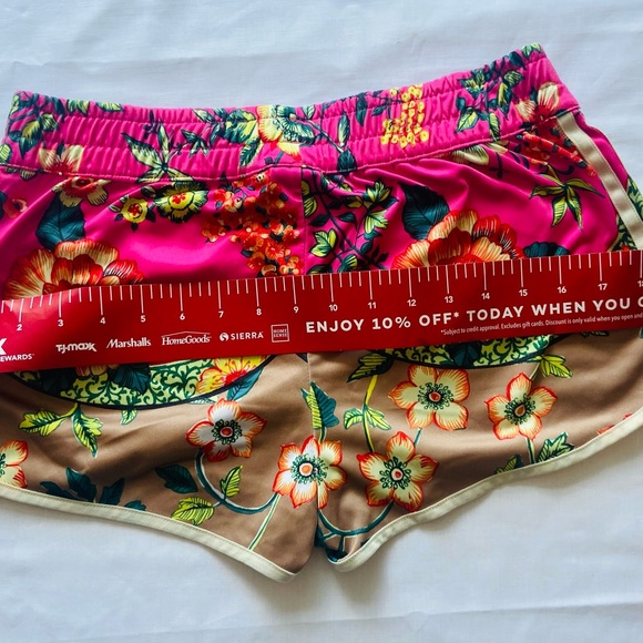 Adidas floral tracksuit set - Picture 7 of 10